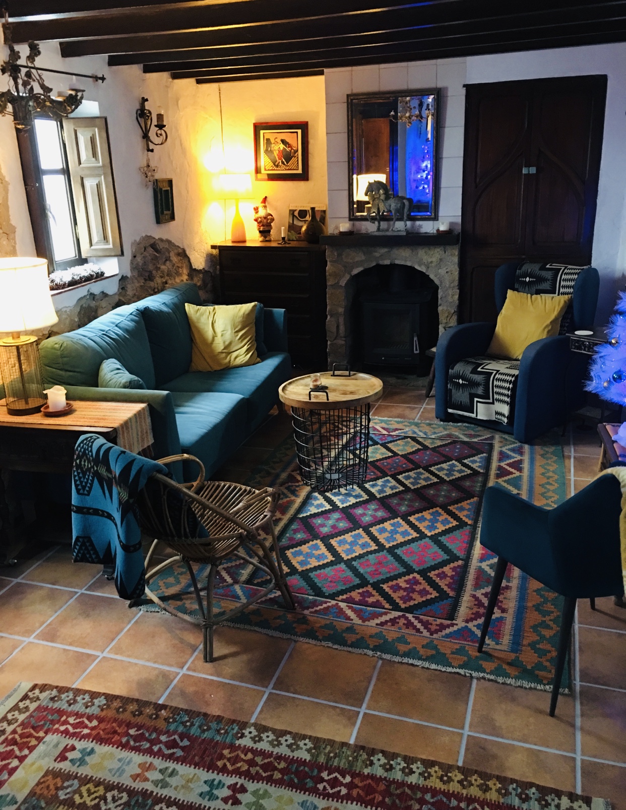 7E79EC13-AAAD-41DC-9EA4-BCCC43B8D1B3